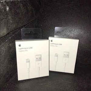 2 Apple original lightning USB cable 1m